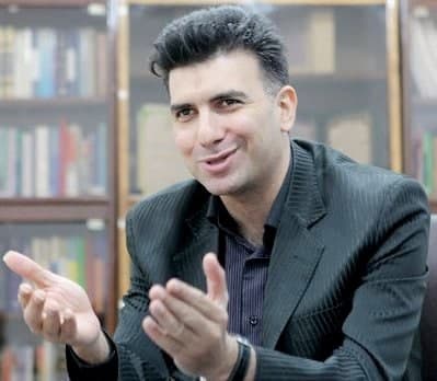 رضا کیانی: سینما قدس فروشگاه پوشاک شد!