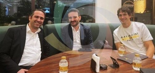 پنجره نقل‌و ‌انتقال استقلال باز شد