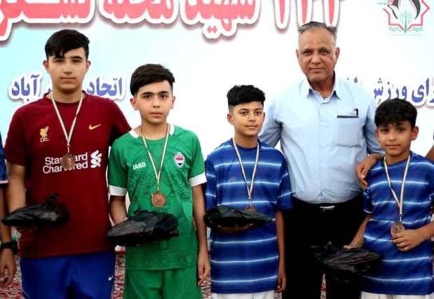 یک شب زیبای فوتبالی در هفته دفاع مقدس رقم خورد یک شب زیبای فوتبالی در هفته دفاع مقدس رقم خورد