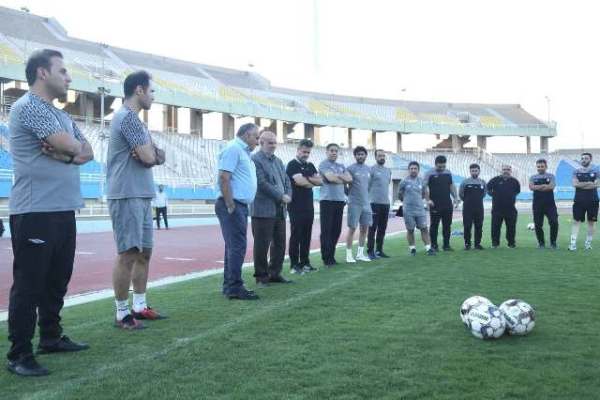 حضور سرزده طالقانی در در تمرین استقلال خوزستان