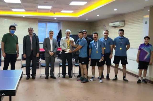 نیشکر دهخدا حریفان را به راکت بست