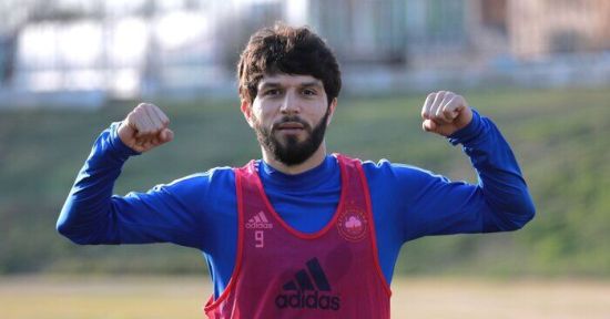 گزینه پرسپولیس در این شرایط استقلالی می‌شود