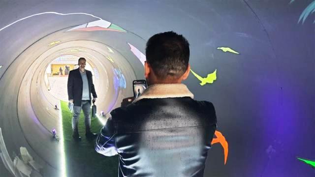 لوله‌سازی اهواز مظلومیت غزه را به تصویر كشید