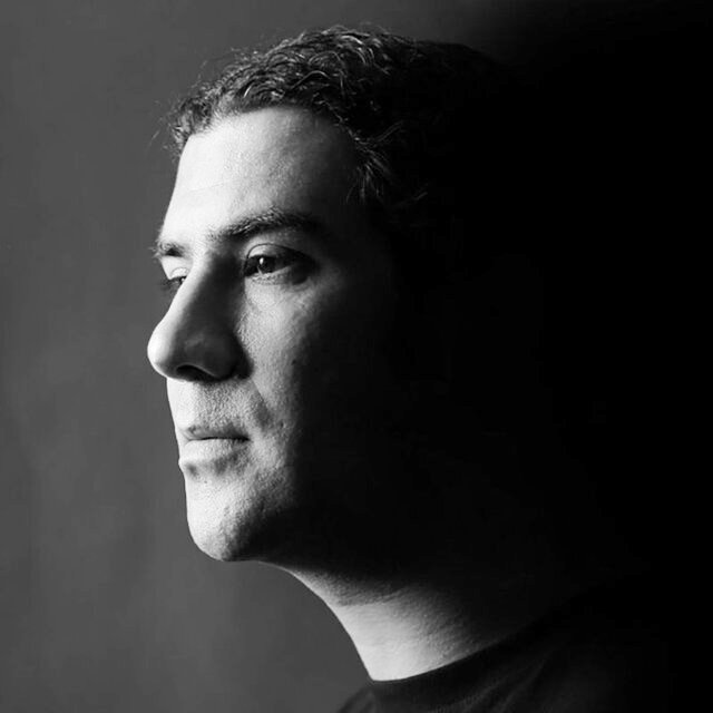 (گاو) یک خوزستانی در (عمان) درخشید