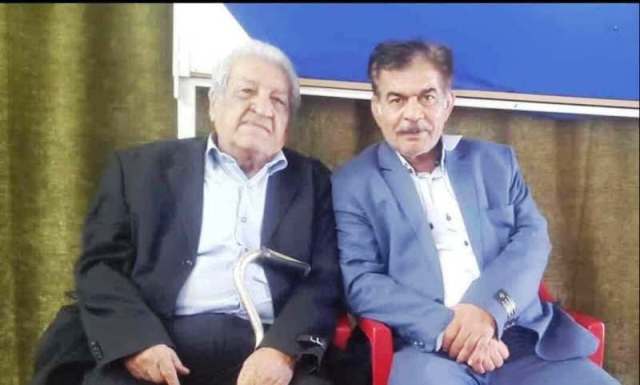 استاد هوشنگ فرجی در کنار زنده یاد دکتر آبهمن روشن میدان