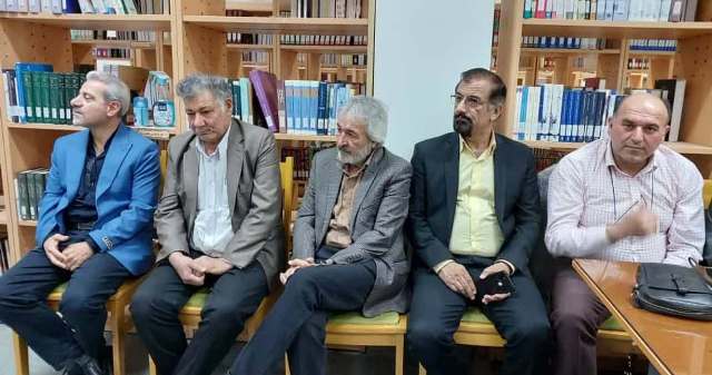 گزارشی از آیین نکوداشت یک خدمتگزار فرهنگ و ادب با ۵۰ نام مستعار گزارشی از آیین نکوداشت یک خدمتگزار فرهنگ و ادب با ۵۰ نام مستعار