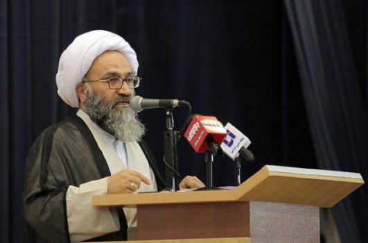 آیت الله حیدری: خوزستانی‌ها در اولویت استخدام باشند/۹۸ درصد مدیریت‌ شرکت‌های پتروشیمی پروازی‌اند