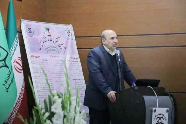 نکند هیچ‌کس اینجا نیست!؟/ از سیاست سکوت بیزارم!