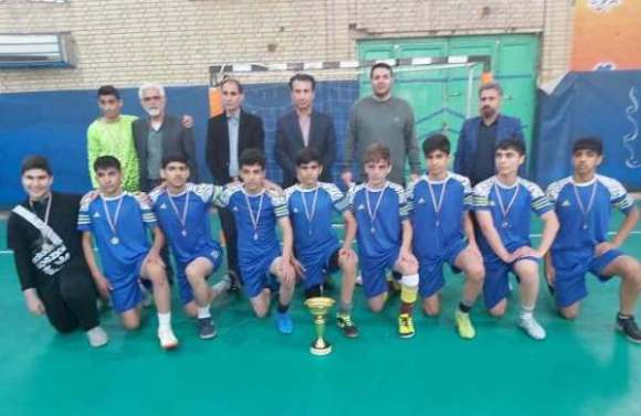 دبیرستان ۲۲ بهمن قهرمان فوتسال ناحیه ۲ اهواز