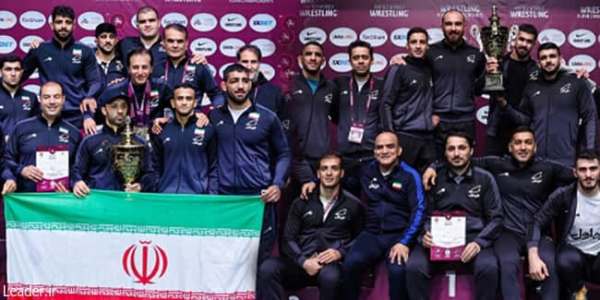 پیام شادباش رهبر انقلاب به قهرمانان کشتی آزاد و فرنگی