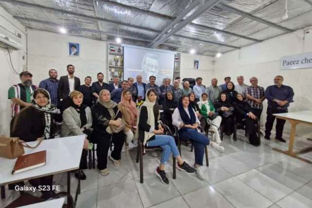 آن که به من درسِ ادب داد رفت آن که به من درسِ ادب داد رفت