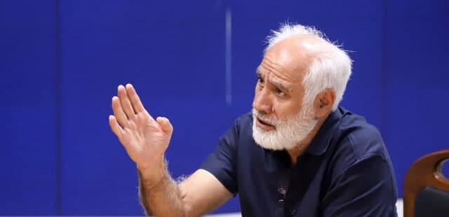 معضل فوتبال خوزستان؛ ارتباط مدیران باشگاهها با دلالان معضل فوتبال خوزستان؛ ارتباط مدیران باشگاهها با دلالان