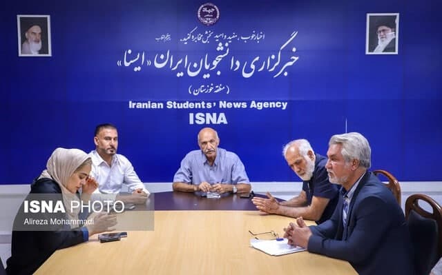 معضل فوتبال خوزستان؛ ارتباط مدیران باشگاهها با دلالان معضل فوتبال خوزستان؛ ارتباط مدیران باشگاهها با دلالان