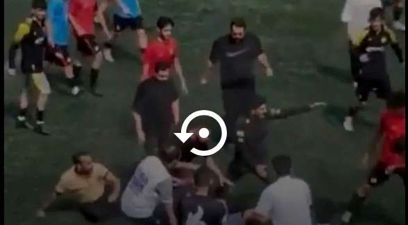 ضرب و شتم داور مسابقه فوتبال پایه ایران/ ویدئو