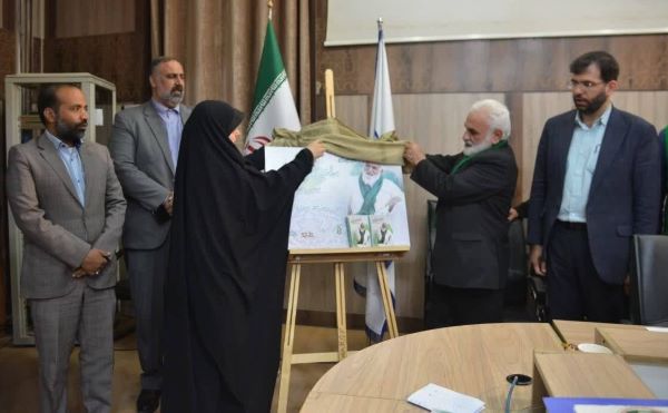 کتاب (سه‌شنبه‌های بی‌قراری) رونمایی شد