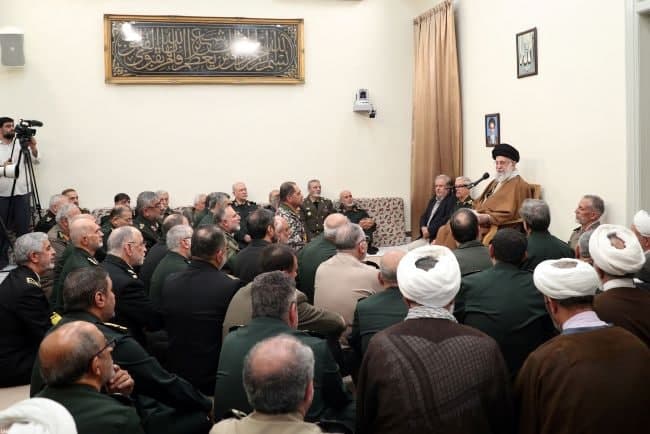 رهبر انقلاب: آمادگی بیشینه لازم است