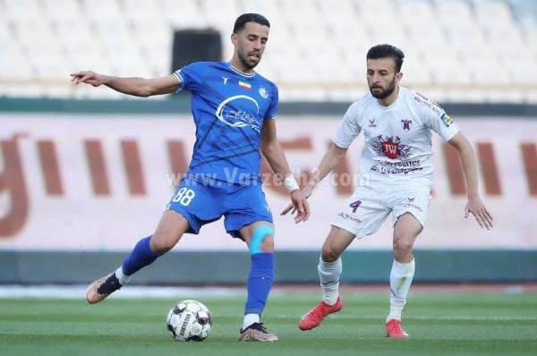 منصوریان پنالتی و گل استقلال را وتو کرد