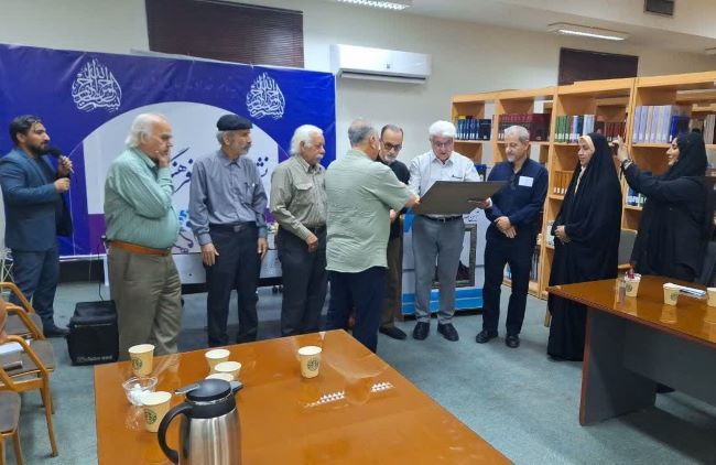 علی‌پور: «محمود» به گردن شعر ایران حق دارد/نائل: تا به همدیگر عشق نورزیم به جایی نمی رسیم