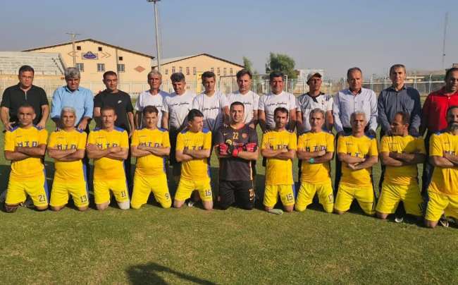 پرسپولیس قهرمان فوتبال پیشکسوتان باغملک شد/ حبیب خبر پرسپولیس قهرمان فوتبال پیشکسوتان باغملک شد/ حبیب خبر