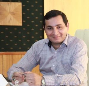 خدمتی عاشقانه، مسیری دشوار، آینده ای نامعلوم! خدمتی عاشقانه، مسیری دشوار، آینده ای نامعلوم!