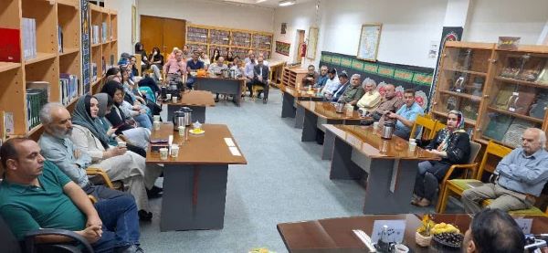 برپایی آیین شعرخوانی ادبنگاران در اهواز برپایی آیین شعرخوانی ادبنگاران در اهواز