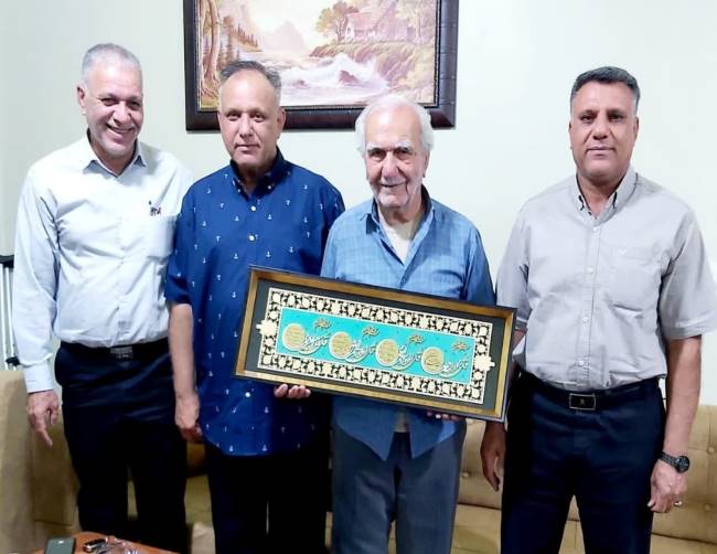 پیشکسوتان شایسته فوتبال، تنها نمی مانند! پیشکسوتان شایسته فوتبال، تنها نمی مانند!