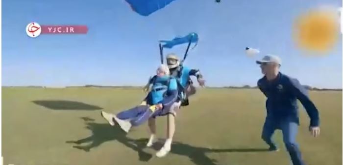 پرش پیرزن ۱۰۲ ساله از ارتفاع ۲ هزار متری پرش پیرزن ۱۰۲ ساله از ارتفاع ۲ هزار متری