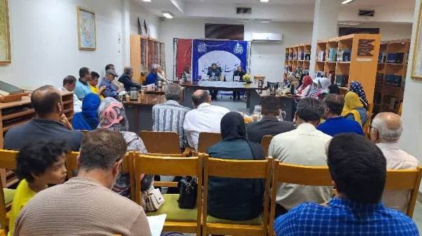 پاسداشت شعر در کتابخانه مرکزی خوزستان پاسداشت شعر در کتابخانه مرکزی خوزستان