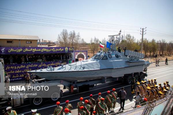 رژه نیروهای مسلح در اهواز