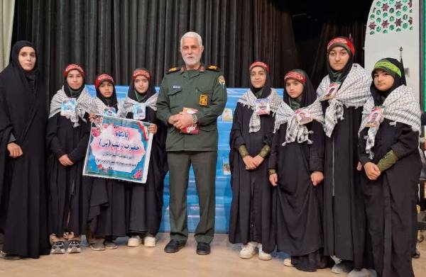 رونمایی از ۱۲۰ فرنام کتاب دفاع مقدس در خوزستان