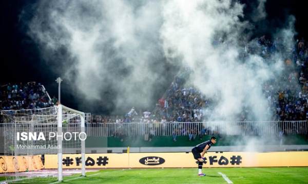 ضرب و شتم هواداران و سکوت عجیب فدراسیون فوتبال!