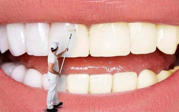 چگونه از زردشدن دندان‌ها جلوگیری کنیم؟