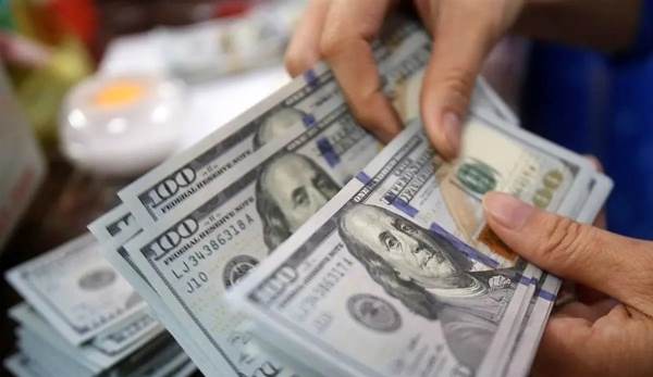 با پیروزی پزشکیان تب دلار خوابید! با پیروزی