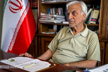 هاشمی طباء: تشکیل دولت سایه خندهدار است! هاشمی طباء: تشکیل دولت سایه خندهدار است!