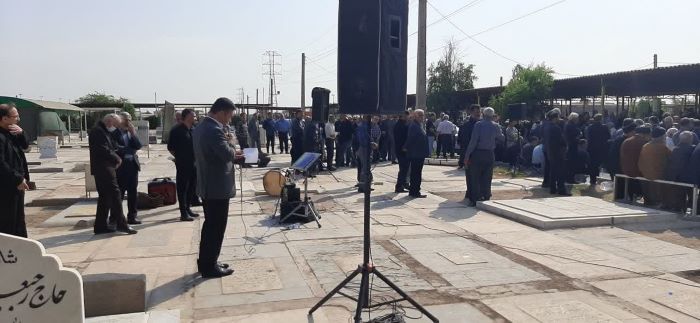 دل در گرو رنج مردمان داشت دل در گرو رنج مردمان داشت