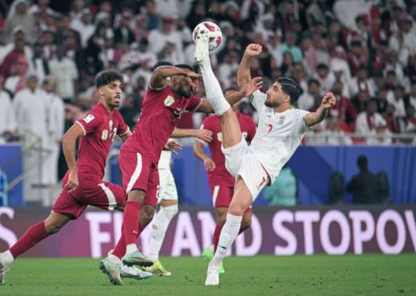 سردار و محبی قطری ها را گل‌باران کردند