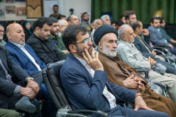 تاکید بر ضرورت ورود نوجوانان به میدان هنر متعهد و اثرگذار تاکید بر ضرورت ورود نوجوانان به میدان هنر متعهد و اثرگذار