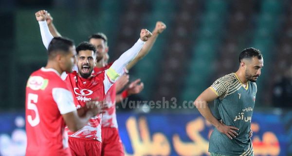 لحظه انتظار و سپس انفجار در پرسپولیس! لحظه انتظار و سپس انفجار در پرسپولیس!