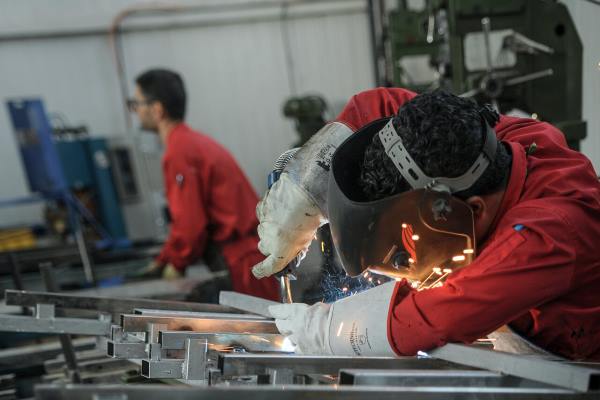 کارگر در ایران کمیاب شد!