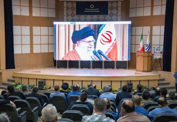 پخش زنده بیانات رهبری در دل صنعت اهواز پخش زنده بیانات رهبری در دل صنعت اهواز