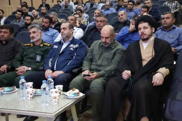 پخش زنده بیانات رهبری در دل صنعت اهواز پخش زنده بیانات رهبری در دل صنعت اهواز