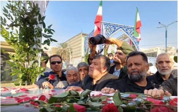 پیکرهای ۱۴ شهید گمنام در اهواز تشییع شد پیکرهای ۱۴ شهید گمنام در اهواز تشییع شد