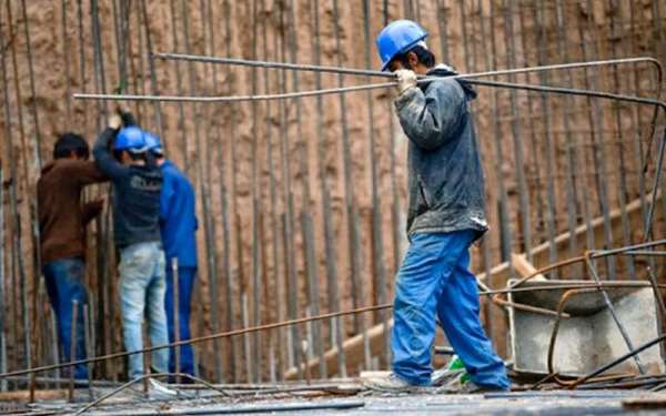 فاصله‌ زیاد دستمزد کارگران با سبد معیشت