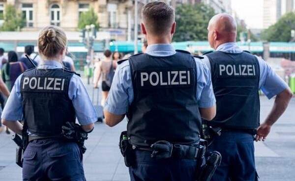 یک سعودی ده ها نفر را در آلمان زیر گرفت!