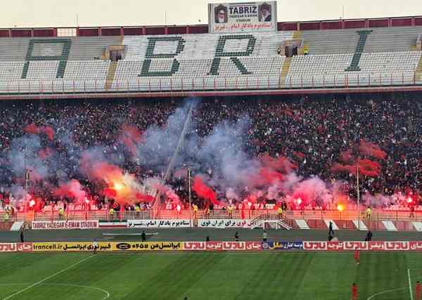 تراکتور دروازه استقلال خوزستان را شخم زد!