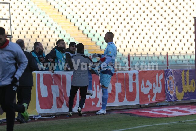 هیس! ما فحاشیم... هیس! ما فحاشیم...