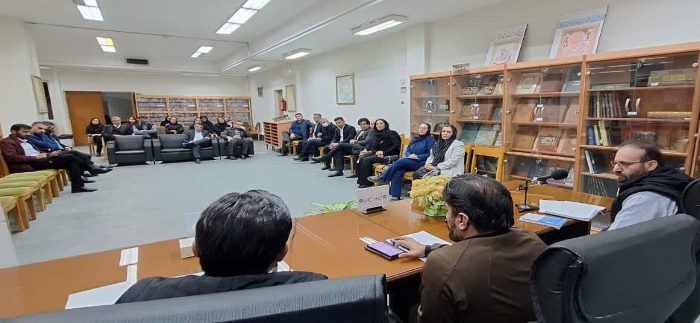 ما ایرانیان خیلی زود غربزده شدیم! ما ایرانیان خیلی زود غربزده شدیم!