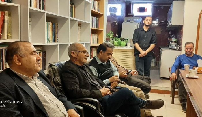 لاری زاده: مرگ رفیق ما خواهد بود اگر... لاری زاده: مرگ رفیق ما خواهد بود اگر...