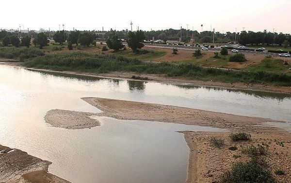 آب سالاران آب بر آب سالاران آب بر