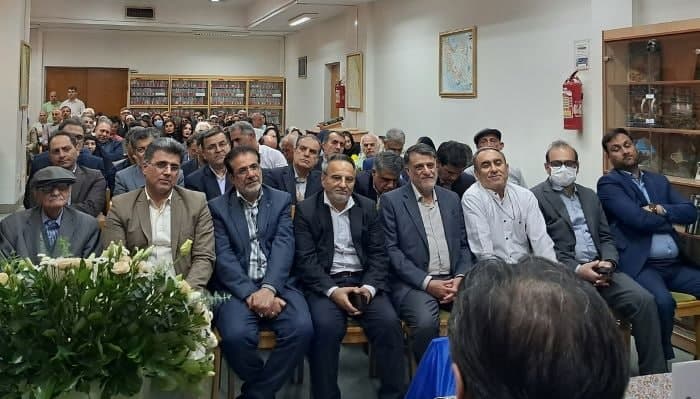 صد فرمان «فردوسی» خوانده شد